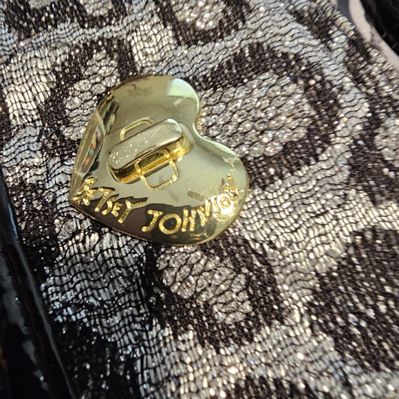 BETSEY JOHNSON Ballet Crossbody - Picture 6 of 8